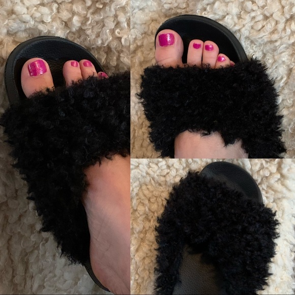 🎉SALE🎉 fluffy fuzzy slippers super comfortable - Picture 1 of 8